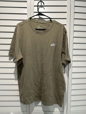 Men's The Nike Tee t-shirt